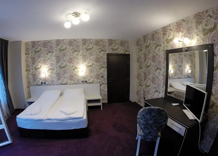 Апартаменты Vip Dobrevi